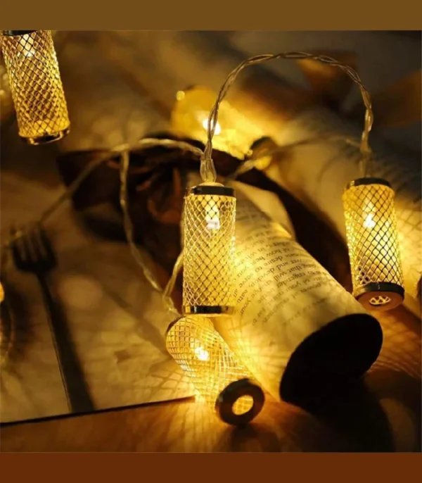 Metal Cylindrical Light (Golden)